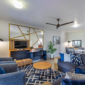 Classic 3 Bedroom 6 Sleeper Duplex